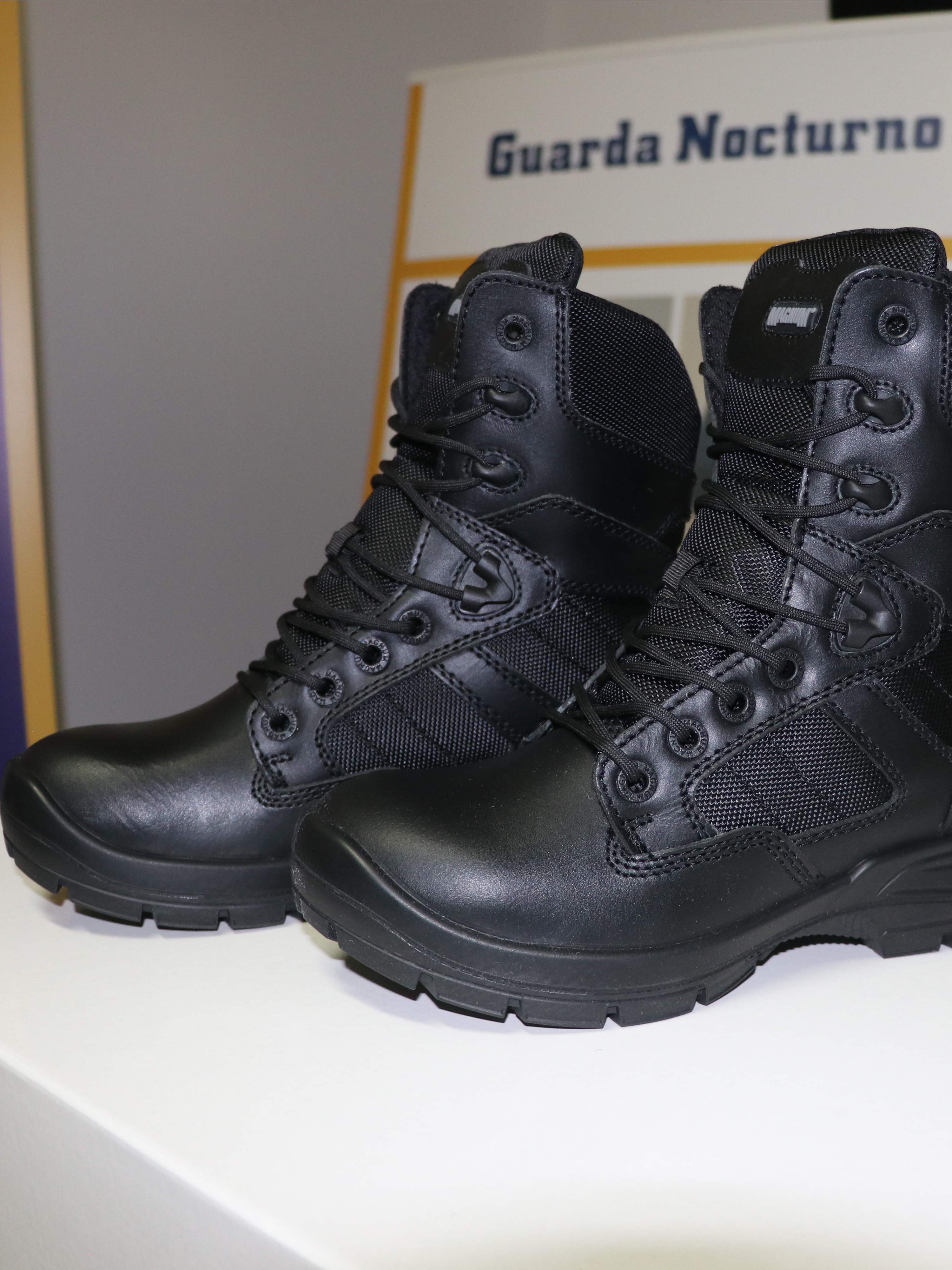 Botas Magnum
