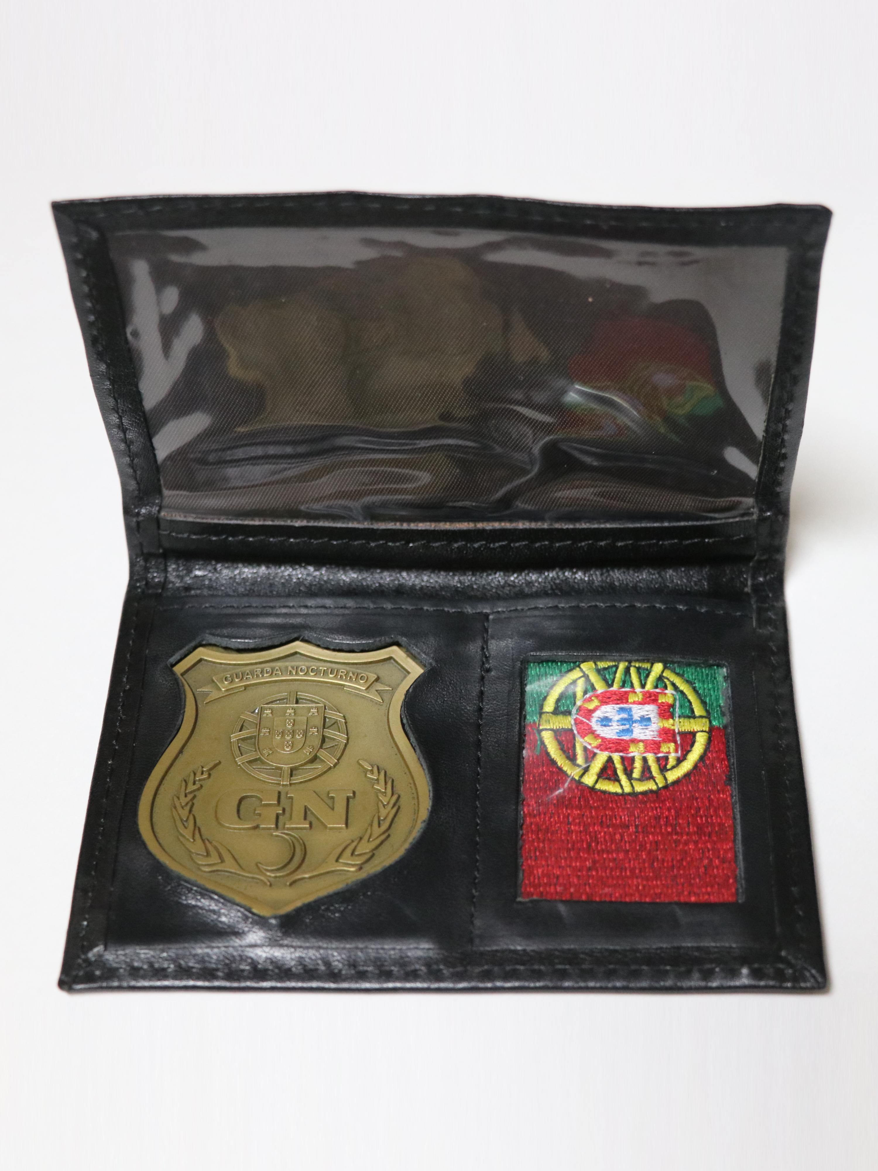 Carteira de bolso de identificação