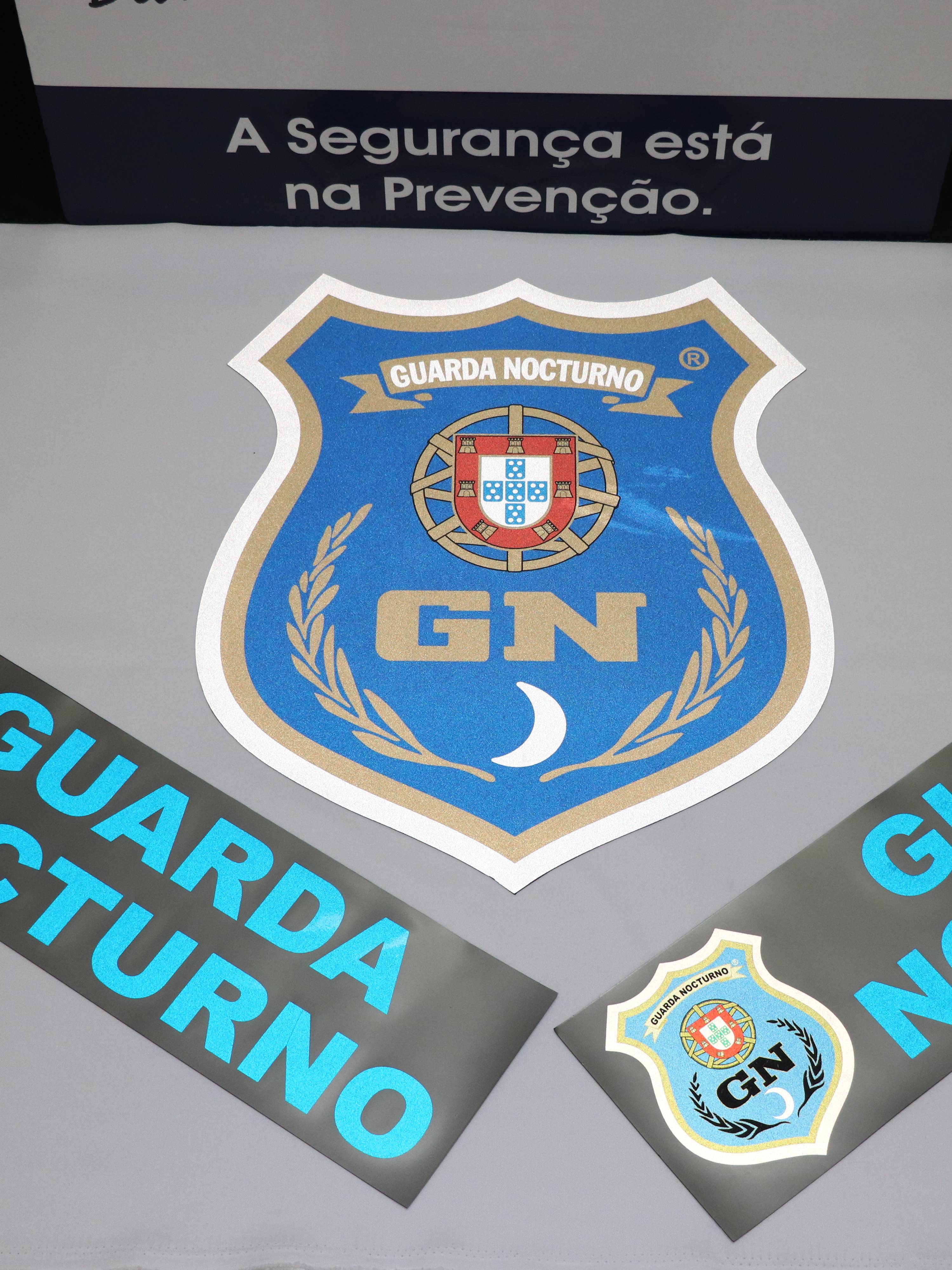 Conjunto de placas para viaturas