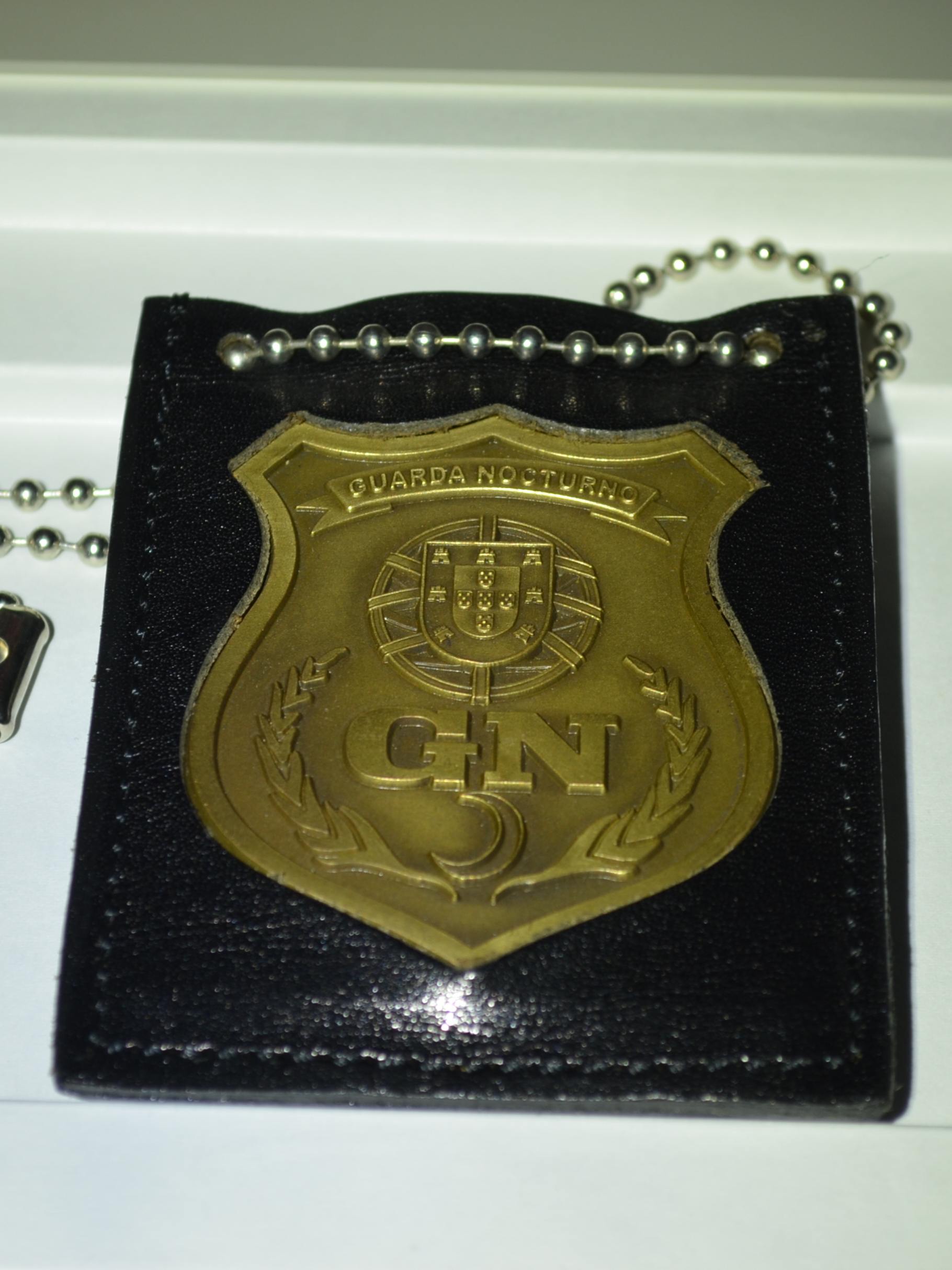 Bolsa de crachá de peito