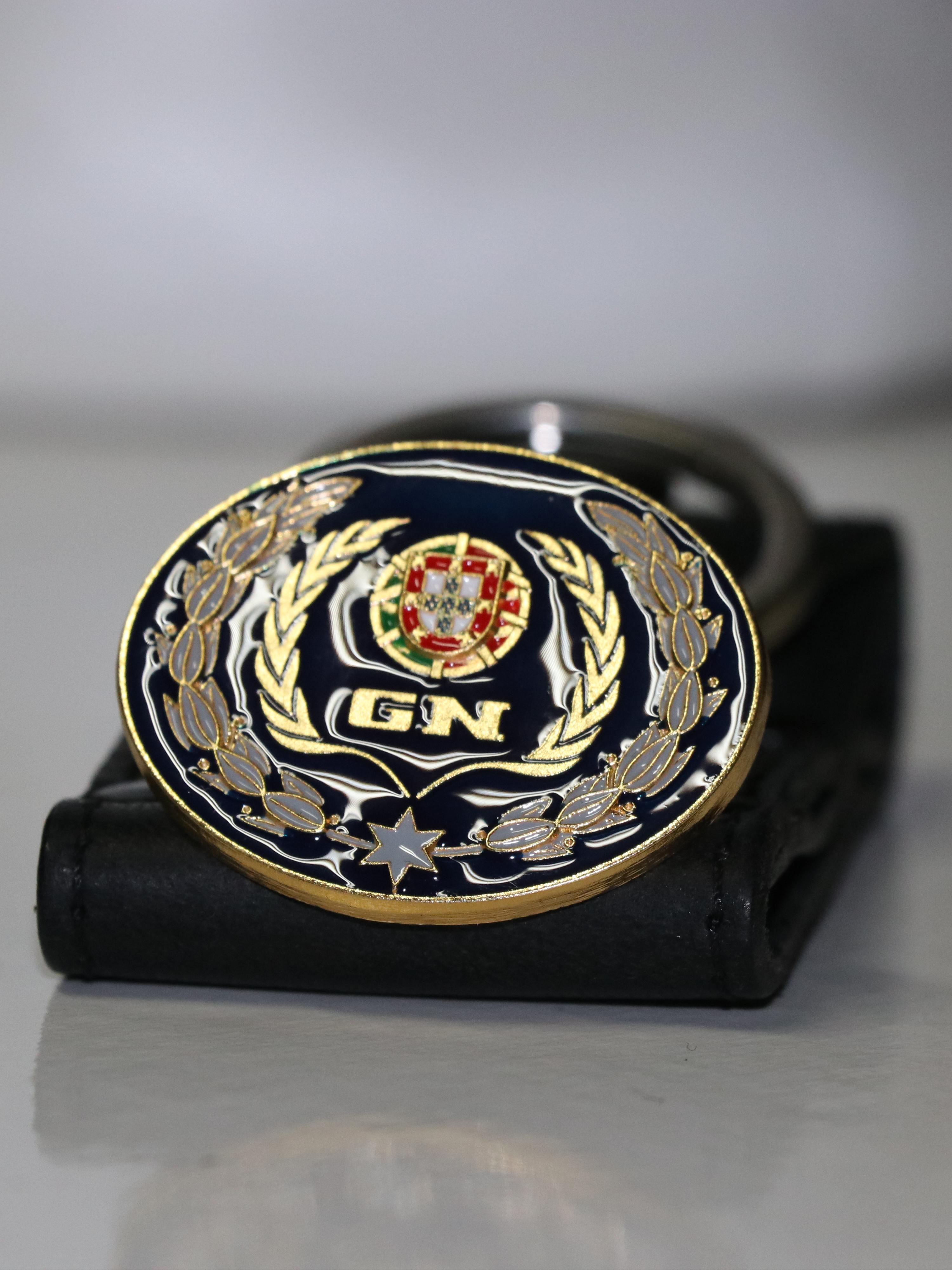 Emblema para a boina em metal