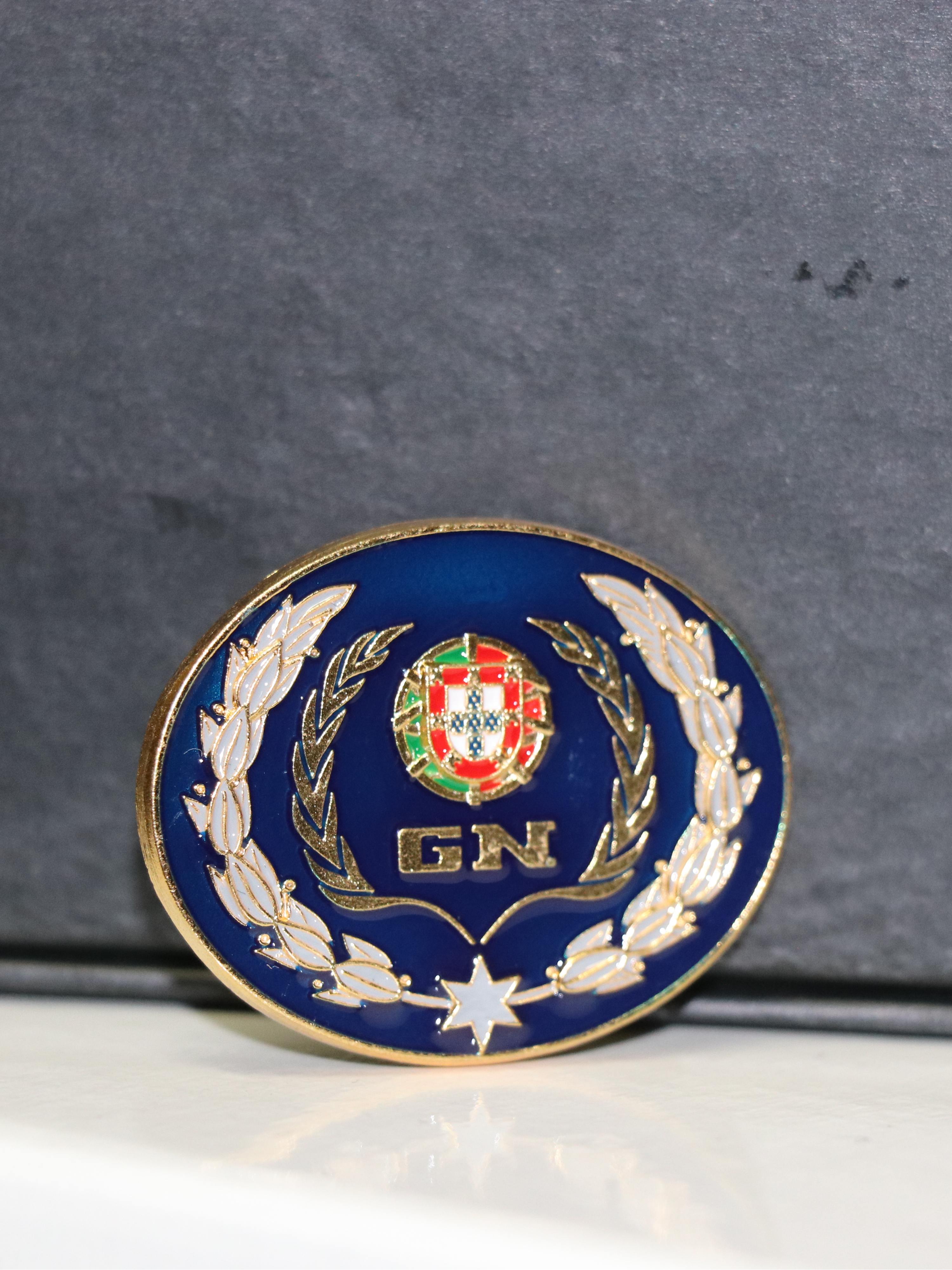 Emblema para a boina em metal