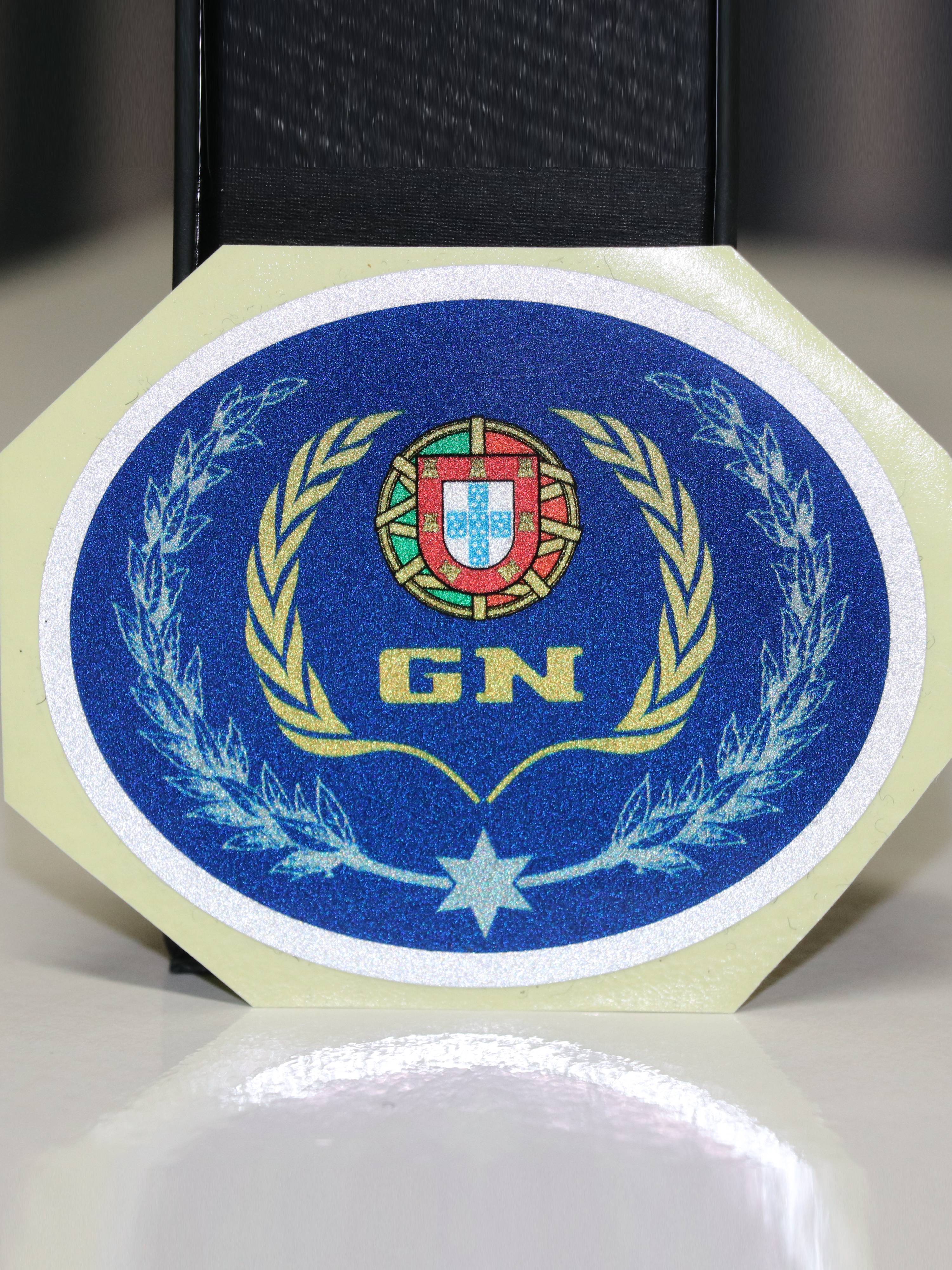 Emblema retrorefletor G.N.